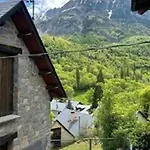 Chalet Hoz De Jaca Alpstuga Hoz de Jaca